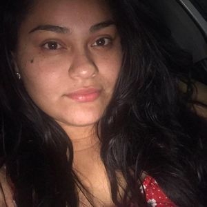 Meet your Posher, Izamary